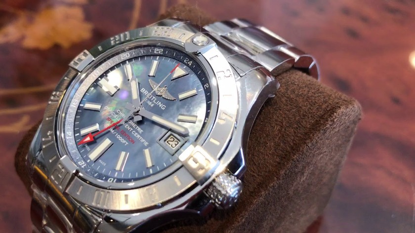 ブライトリングアベンジャー2は美しさと機能性を持ち合わせた新時代モデル