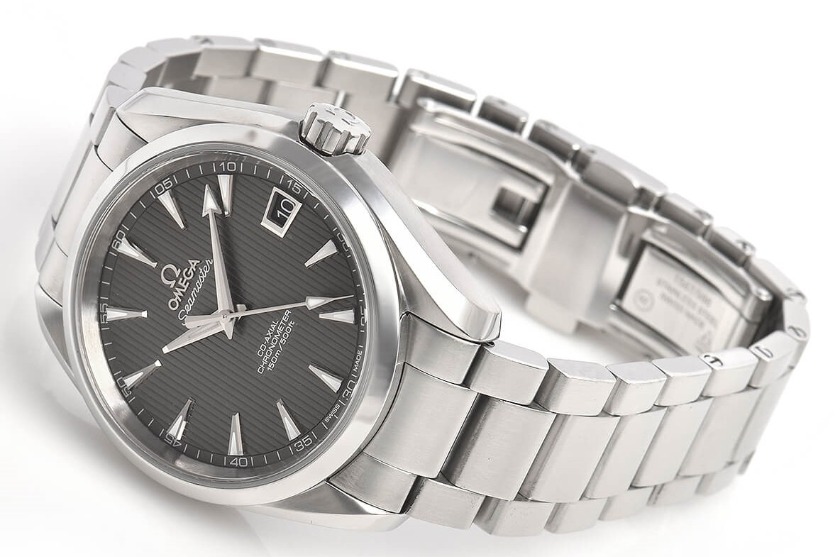 アクアテラ 231.10.39.21.06.001の買取相場