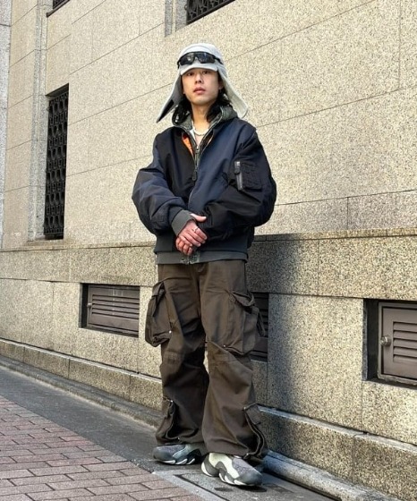 コーデ6：MA-1×ワイドカーゴ