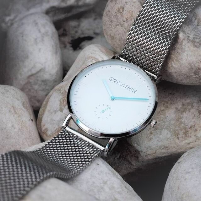 ②わずか25gの超軽量ボディ