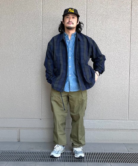 大人チェック×ミリタリーパンツ