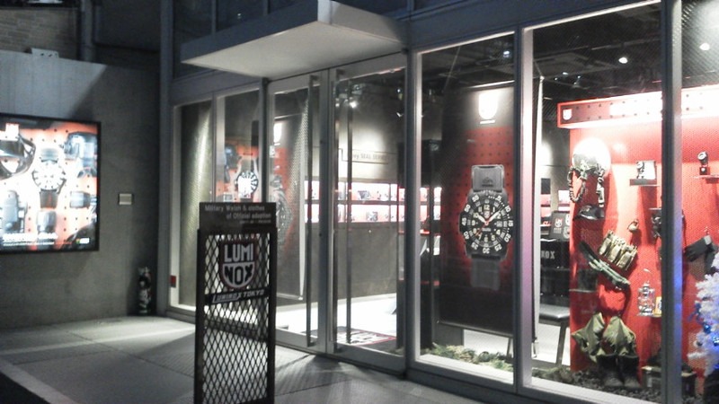 ルミノックス公式SHOP