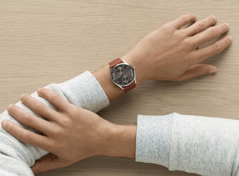 SKW6086(スカーゲンクラシック)は薄くて軽い時計