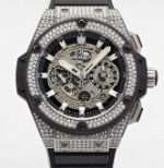 ウブロ"キングパワー" 701.NX.0170.RX.1704