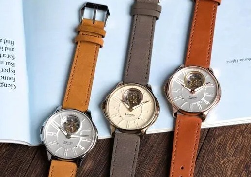 芸術的なトゥールビヨンとモダンの融合！最新作”Tour03”を紹介