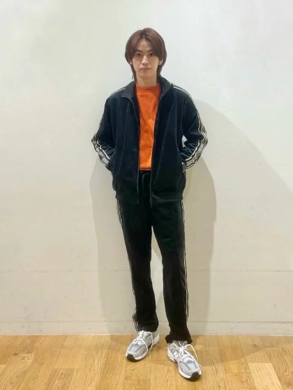 ブラック×カラースウェット