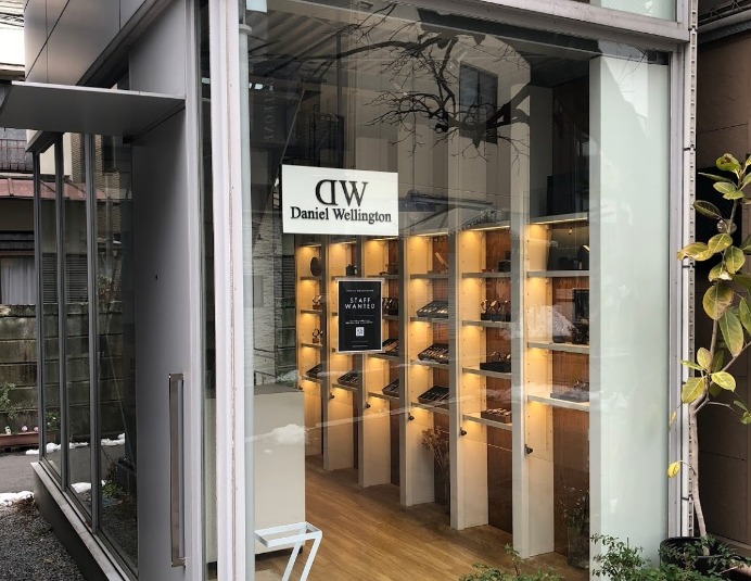 表参道の時計店：ダニエルウェリントン 原宿店