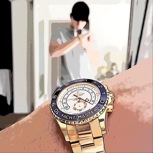 ロレックス"ヨットマスター16622"の売却は人気の買取店で