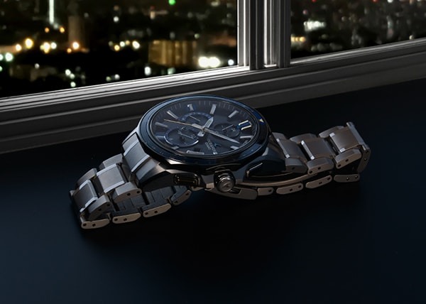 ソーラー電波で時刻合わせいらず