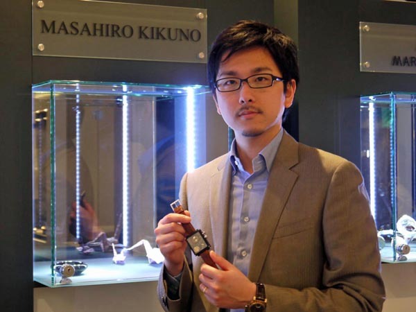 30歳で最年少の独立時計師アカデミー(AHCI)正会員に