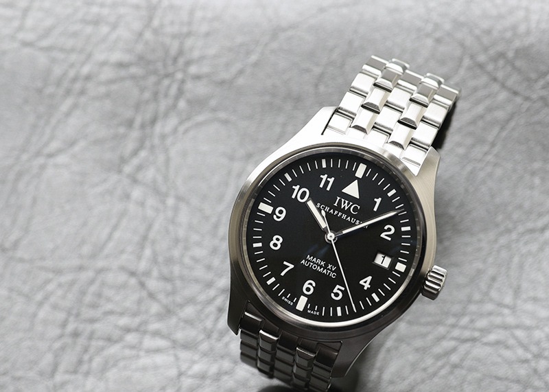 IWC"マーク15"の買取は複数業者を比較して決めよう！