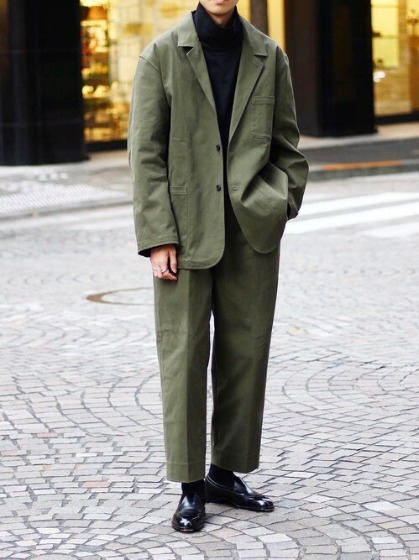 テーラードジャケット