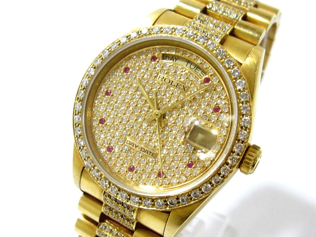 ④値段が高い時計を選ぶこと