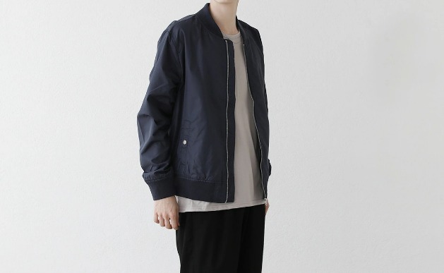 MA-1(ネイビー)はおしゃれ上級者！おすすめ着こなし10選を紹介