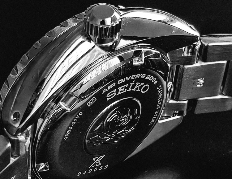 男性に好まれるデザインで高級感がある