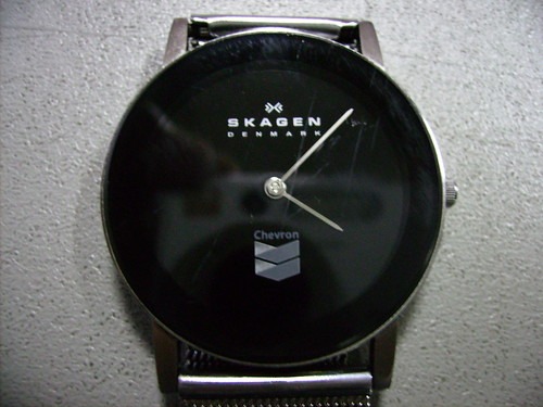 スカーゲンのメーカーに依頼する方法