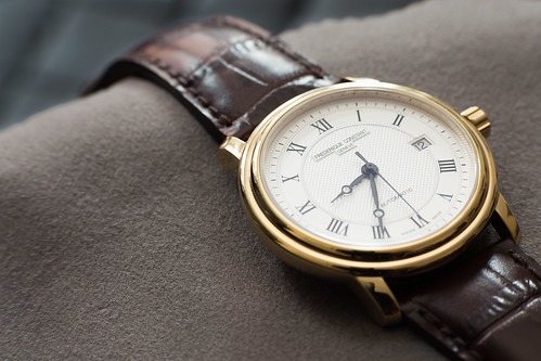 フレデリックコンスタントの並行輸入品を修理できるお店は？