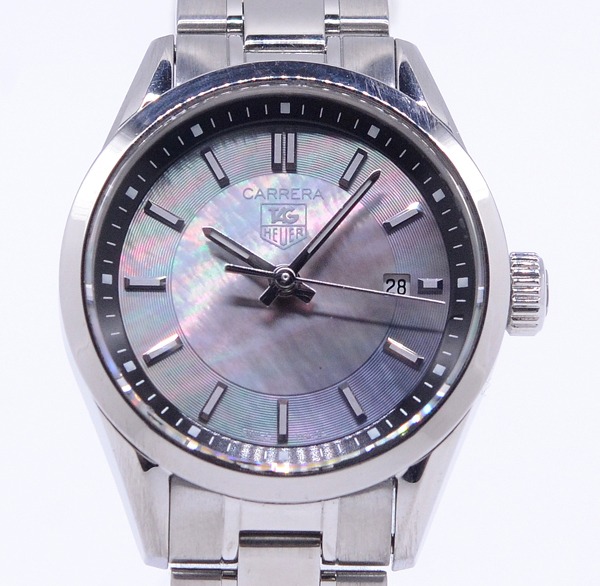 タグホイヤーのクォーツはメリットも多い人気の時計