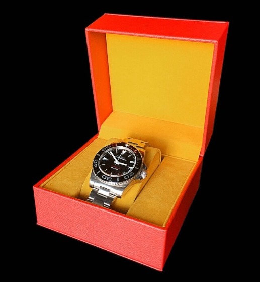 堅牢な造りで塵や水分を寄せ付けない