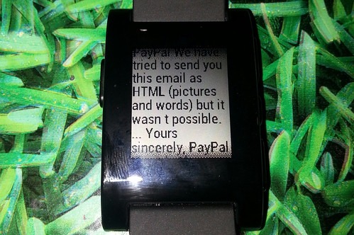 マイクロノスはファッション性の高い多機能スマートウォッチ