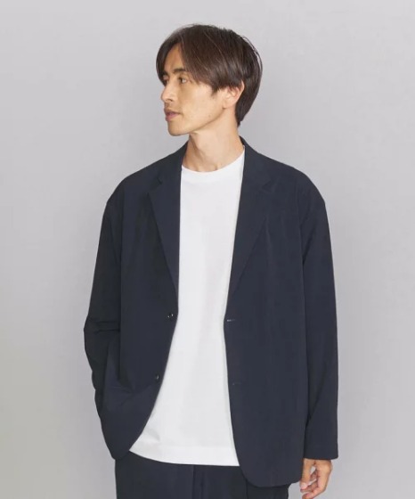 テーラードジャケット