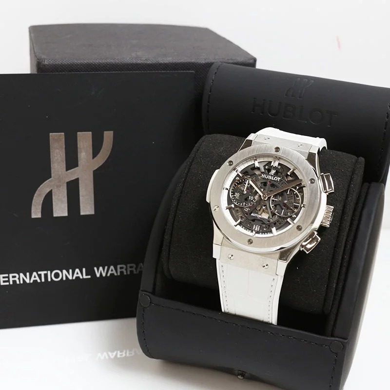 クラシックフュージョン アエロフュージョン 日本限定 525.NE.0127.LR