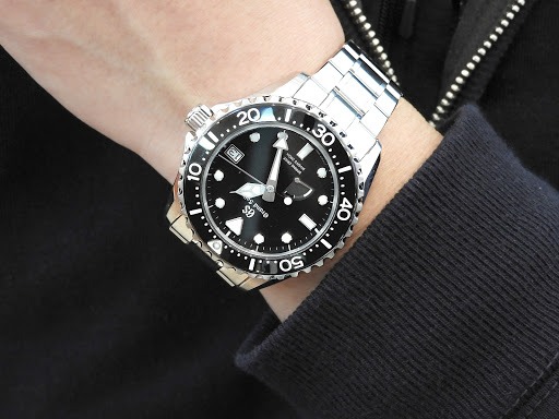 グランドセイコー"スプリングドライブ"の中古人気モデルは？価格も紹介