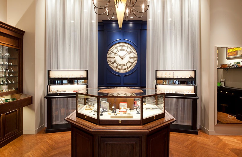 ケアーズ 東京ミッドタウン店