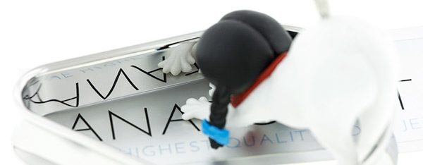 スチール部分の耐久性が劣る