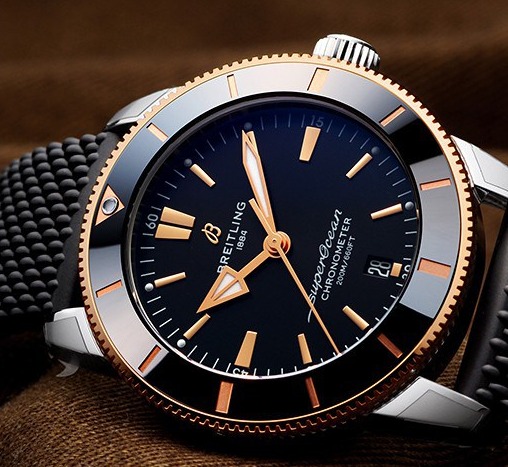 ブライトリングのスーパーオーシャンヘリテージは男性の憧れ