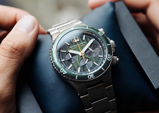 「SPINNAKER｣は時計好きの心をくすぐる仕様が満載