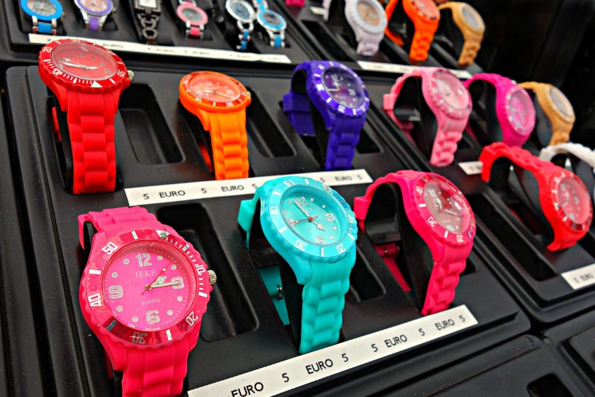 お手頃価格でペアウォッチがほしい人