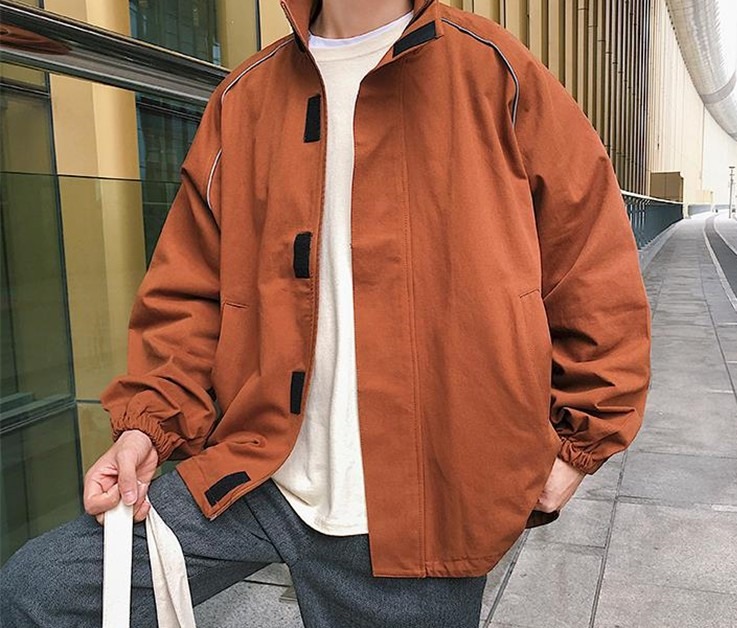 ①コーデしやすい「カラー」から選ぶ