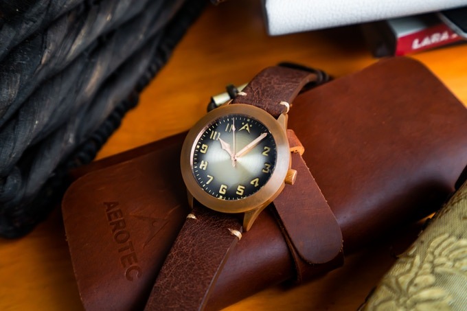 ①ヴィンテージ感溢れるデザイン