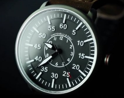 特徴①視認性とデザインを追求