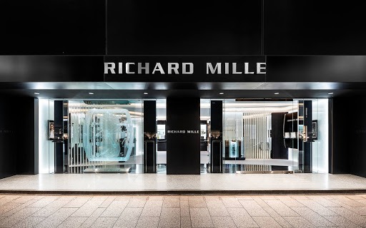 リシャールミルの正規販売店を紹介