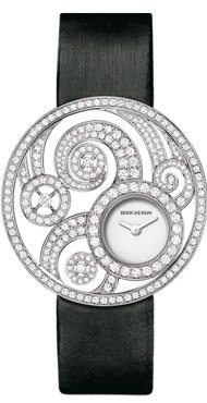 他の高級腕時計に引けを取らない完成度