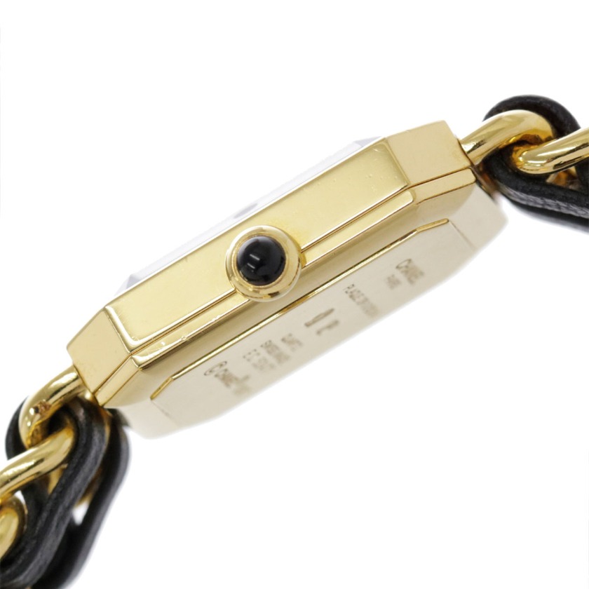 シャネルのスーパーコピー/偽物腕時計の見分け方：竜頭（リューズ）の石