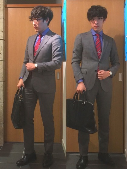 方法2：グレー×ネイビー系バッグ