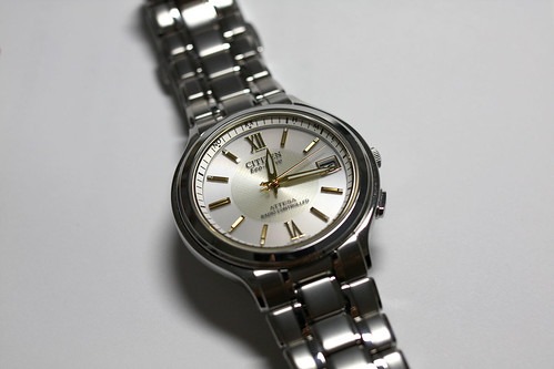 シチズン「コスモトロン」の電池交換は人気修理店で