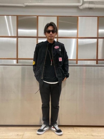 秋コーデ②ブラック系×黒ジャケット