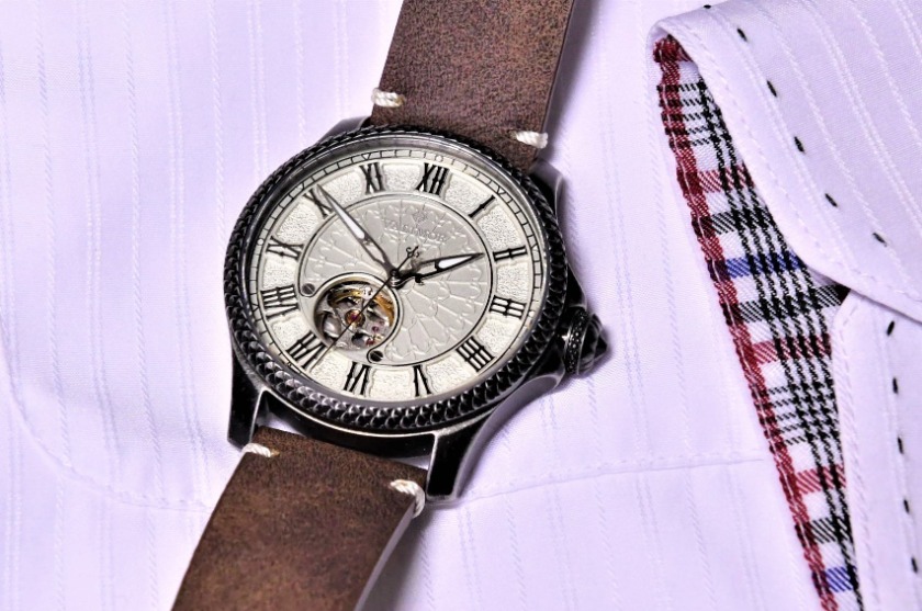 中世騎士の誇りと闘志を胸にともす！VALIMORのバルクヌート