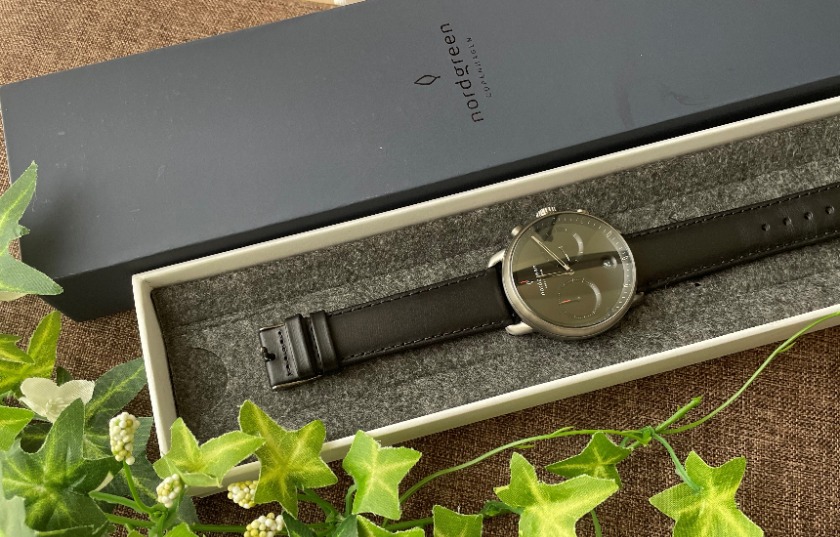 マットな色合いのケースにテンションが上がる