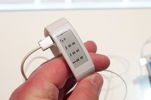 ①定期的な充電が面倒