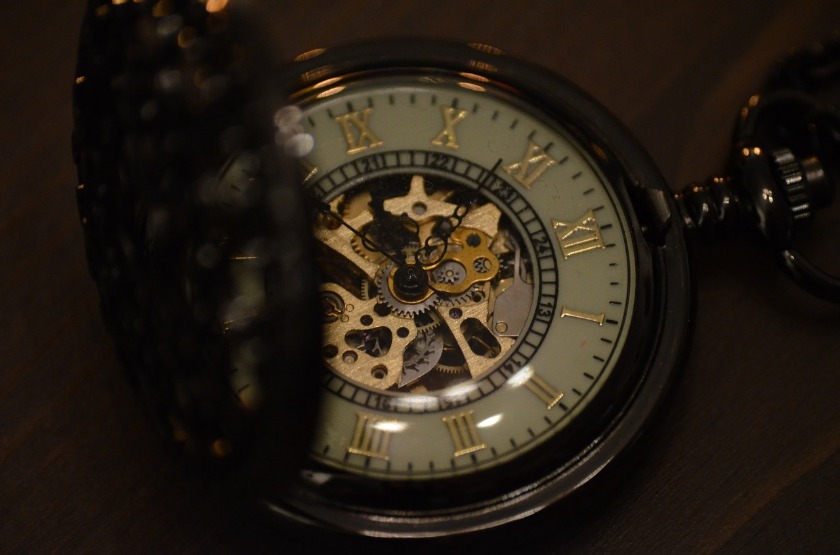 細部まで職人が作り込んだムーブメント