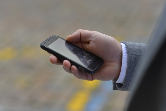 デバイスを探す