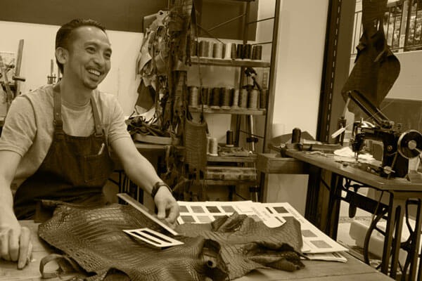 エビスレザーは手頃な価格で自分だけのベルトが作成できるお店