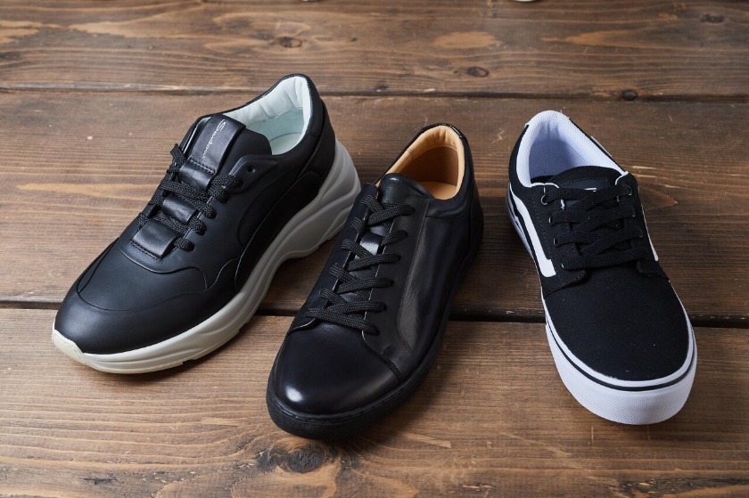 黒スニーカーでコーデの幅を広げて女子ウケ◎