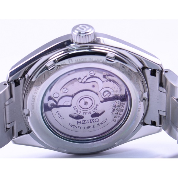 6R15キャリバー搭載