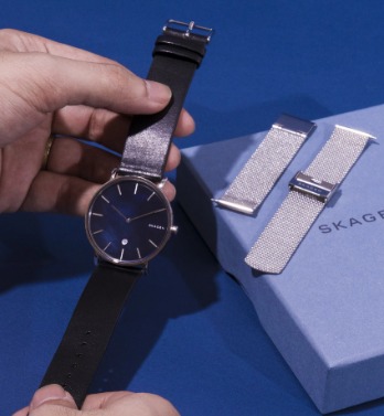 レビュー①スマホからの通知が受けられて便利